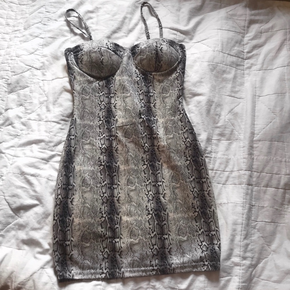 Snake skin dress 🐍